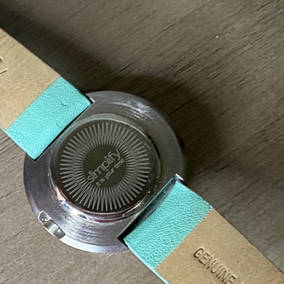 Simplify 2700 Unisex Women’s Mint Green Leather Watch SIM2705 - Picture 7 of 9
